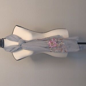 Lake Shore Drive Embroidered Floral Shawl – One Size